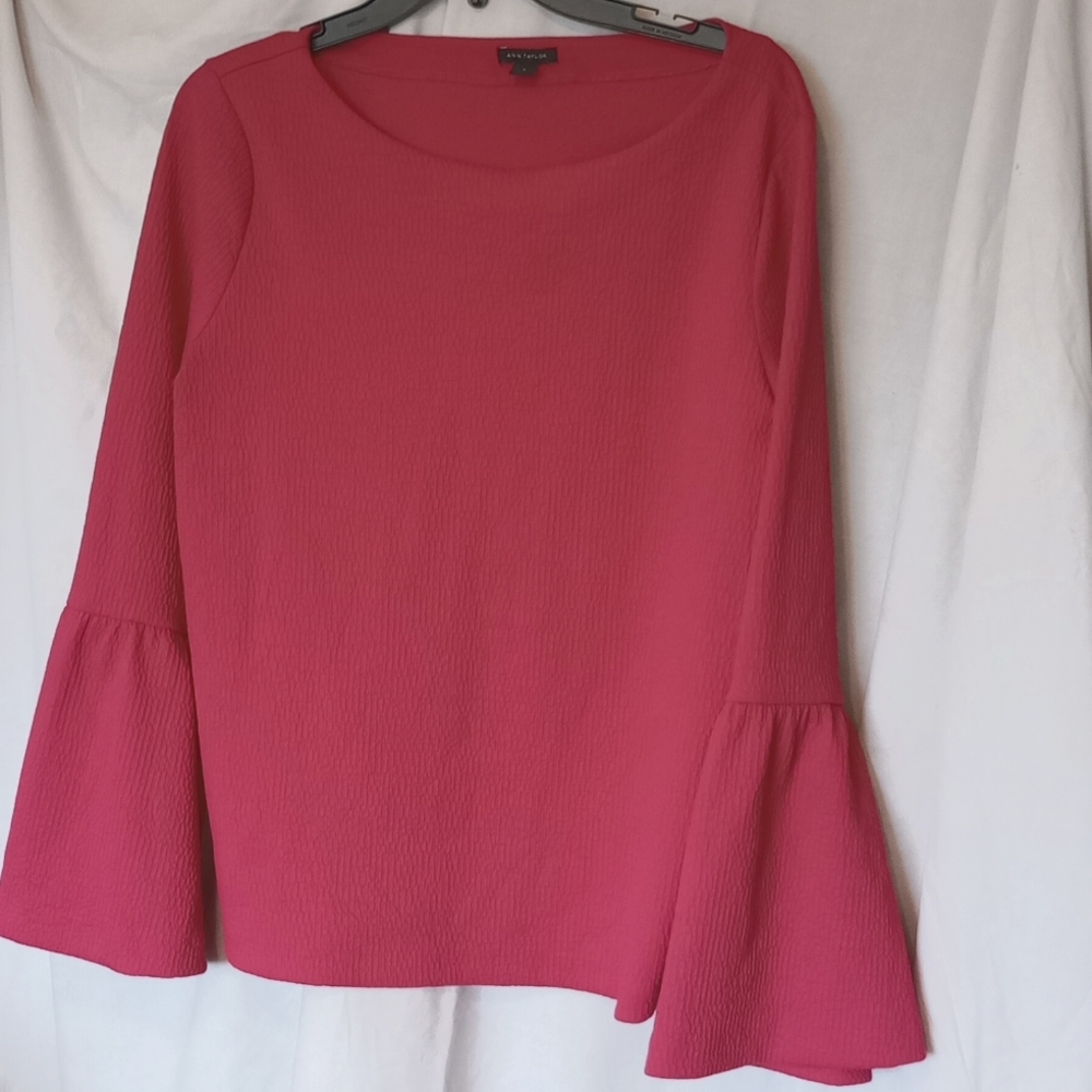 Ann Taylor Happy pink bell sleeve top!